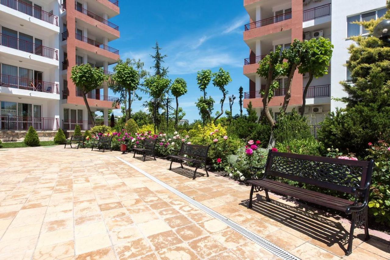 Gt Riviera Fort Beach Apartments Ravda Kültér fotó