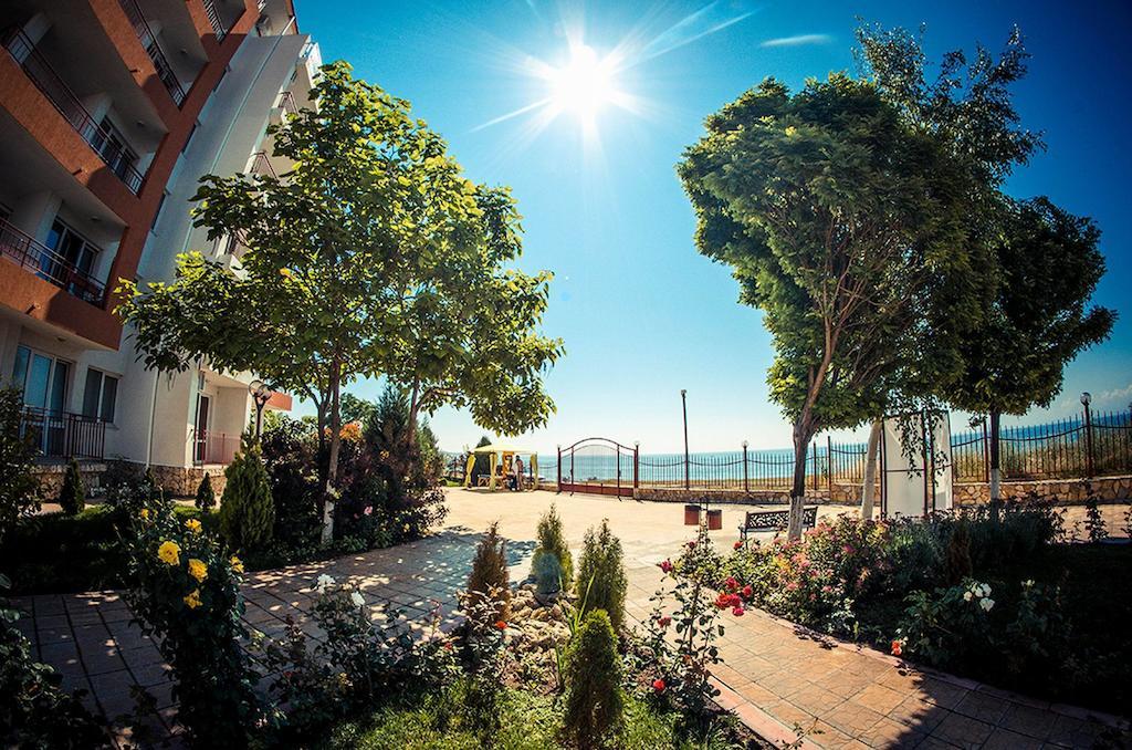 Gt Riviera Fort Beach Apartments Ravda Kültér fotó