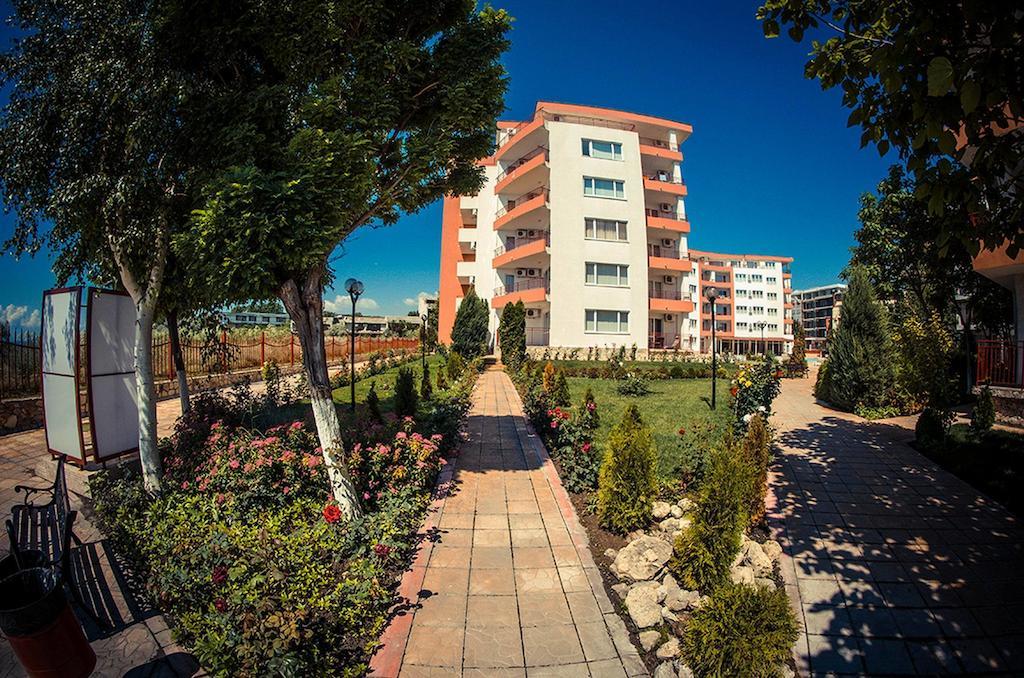 Gt Riviera Fort Beach Apartments Ravda Kültér fotó